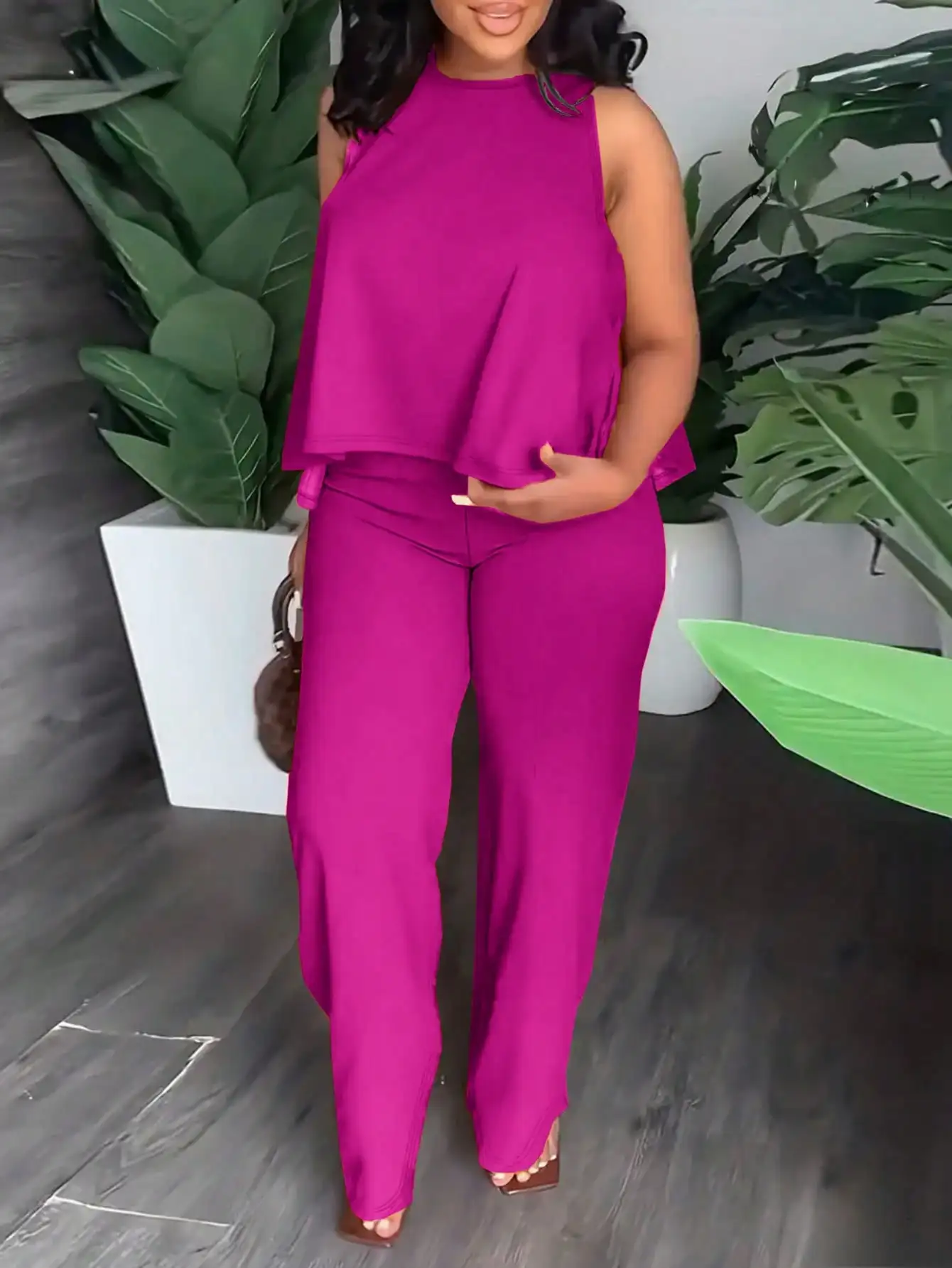 

Vibrant Magenta Sleeveless Cropped Top with Flowy Hem & Wide-Leg Trousers Set