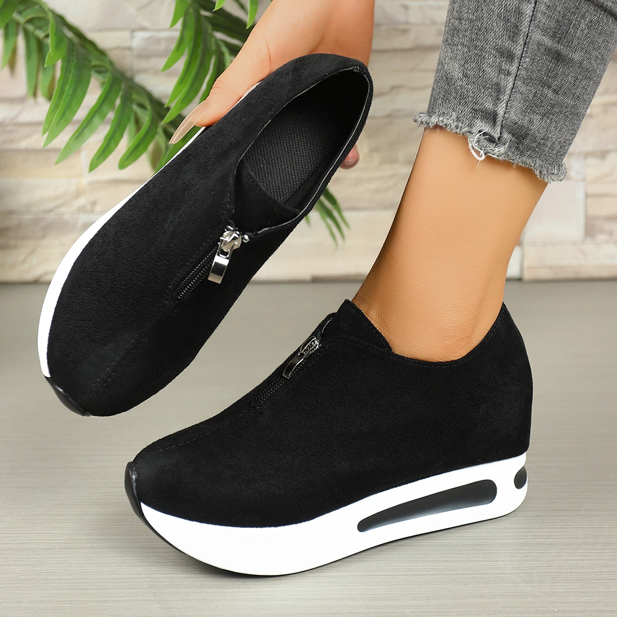 Damen-Sneaker mit Frontreißverschluss und verstecktem Keilabsatz, Wildleder-Plattform, höhenvergrößernde Freizeitschuhe, Damen-Slipper mit dicker Sohle zum Gehen. – Detail 3