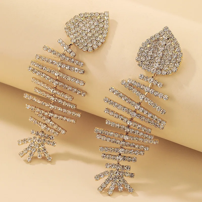 Silver needles exaggerated full of rhinestones and fish bones creative personalized earrings, fashionable hip-hop high-end