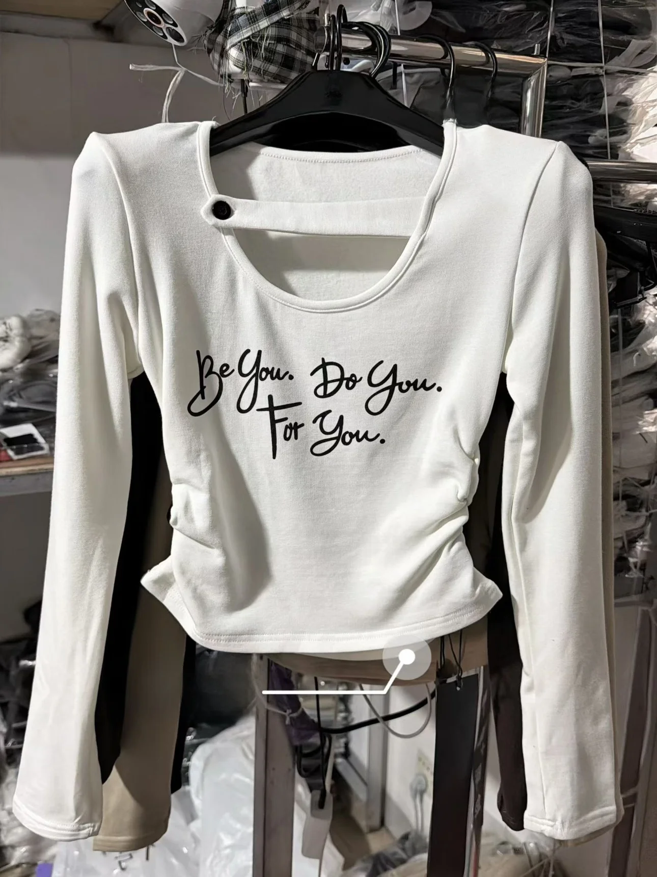 

Korean Sle Fce Long Sve ort T-irt Women's Slim Fit oulder Pad Letter Print Comfortable Soft Cotton Winter Top