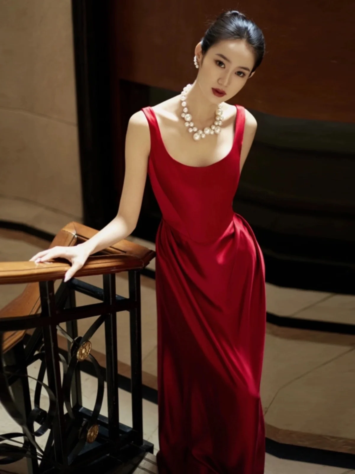 

Red Satin Long Wedding Dr Vintage Feel Engagement Gown Bridal Evening Dr Ele A-Line Skirt No-Sve U-Neline