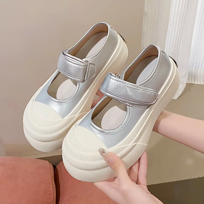 

2025 High Quality New Fashionable and Versatile Shoes Female Retro Big Head Shoes Fashion Style Women's Casual Comfortable Shoes