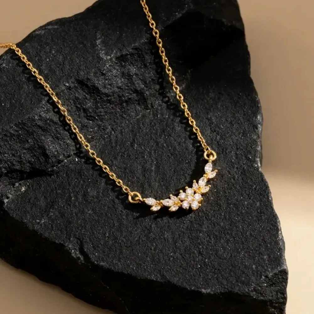 Dainty Marquise CZ Floral Leaf Smile Bar Pendant Stainless Steel Waterproof Necklace for Women Sparkling Choker Chains Jewelry