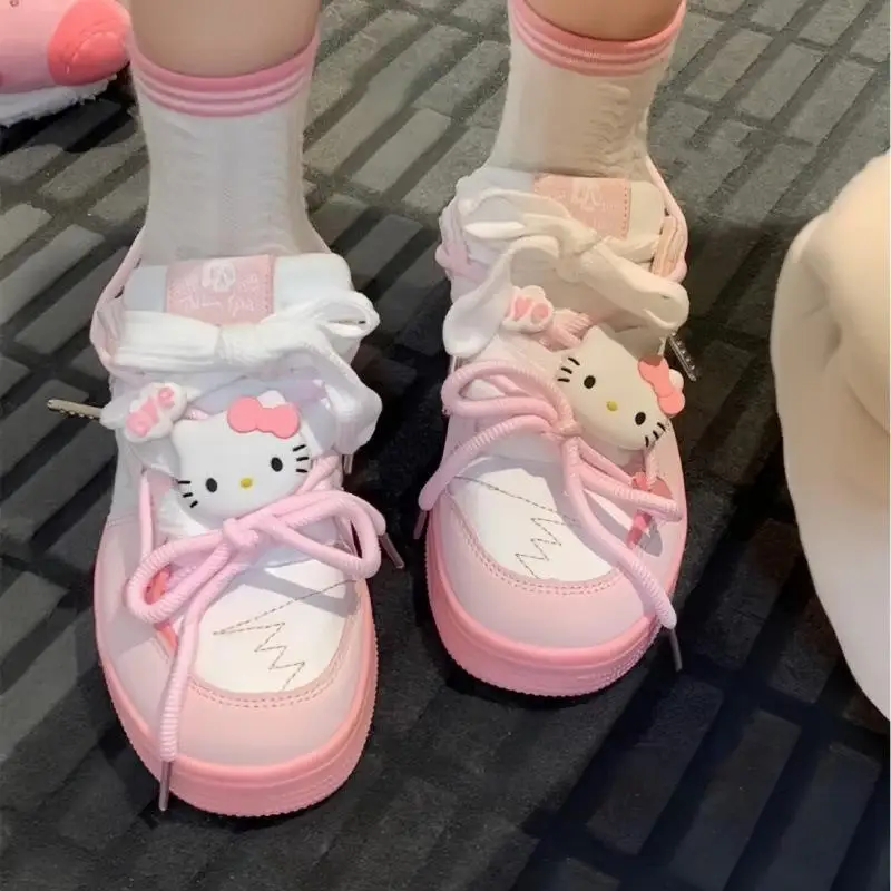 Saniris Anime Hello Kitty Board Shoes Kawaii comodo cartone animato antiscivolo Sneakers primavera estate carino scarpe per il tempo libero regalo