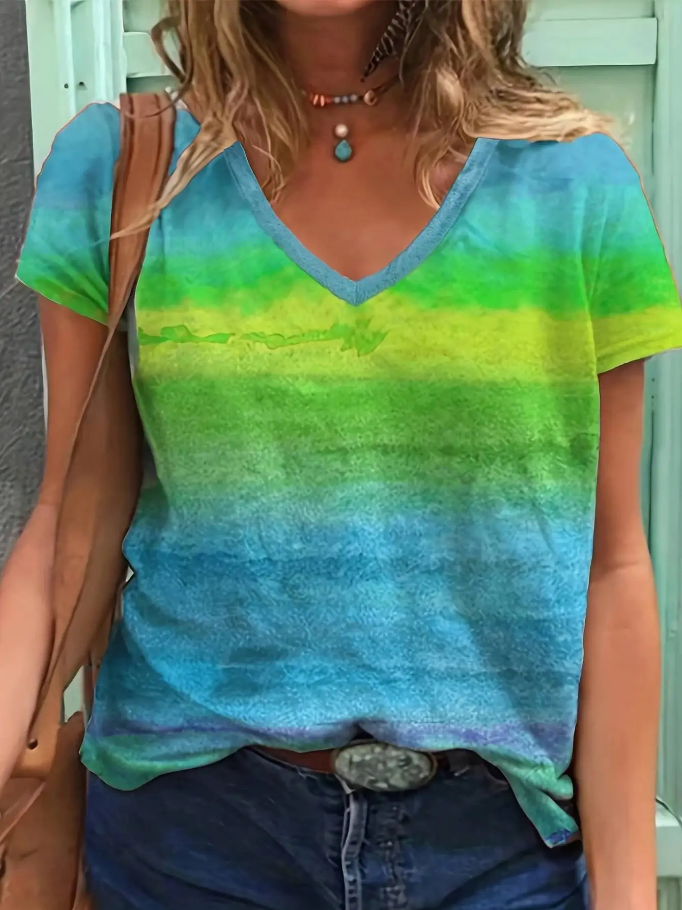 2024 نمط جديد قوس قزح طباعة المرأة القط الجرافيك المتضخم تي شيرت ملابس النساء تصميم حجم كبير الخامس الرقبة المحملة