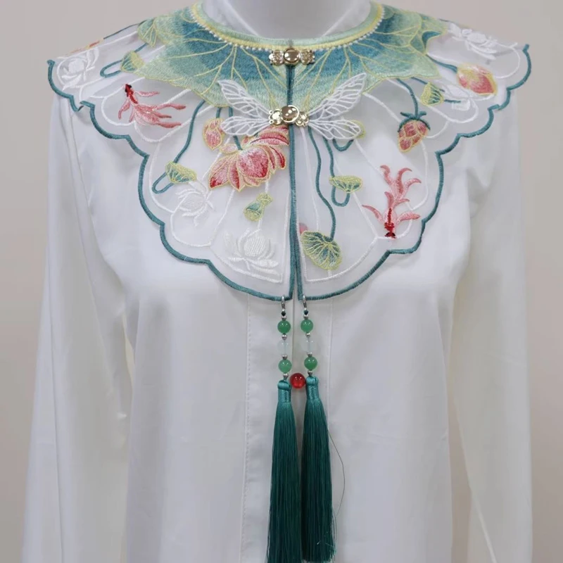 Vintage Embroidery Ethnic Style Hanfu Poncho Capes Cloak  Buckle Pearl Tassel Shawls Wraps Women Fashion Qipao Cloud Shoulder view 6