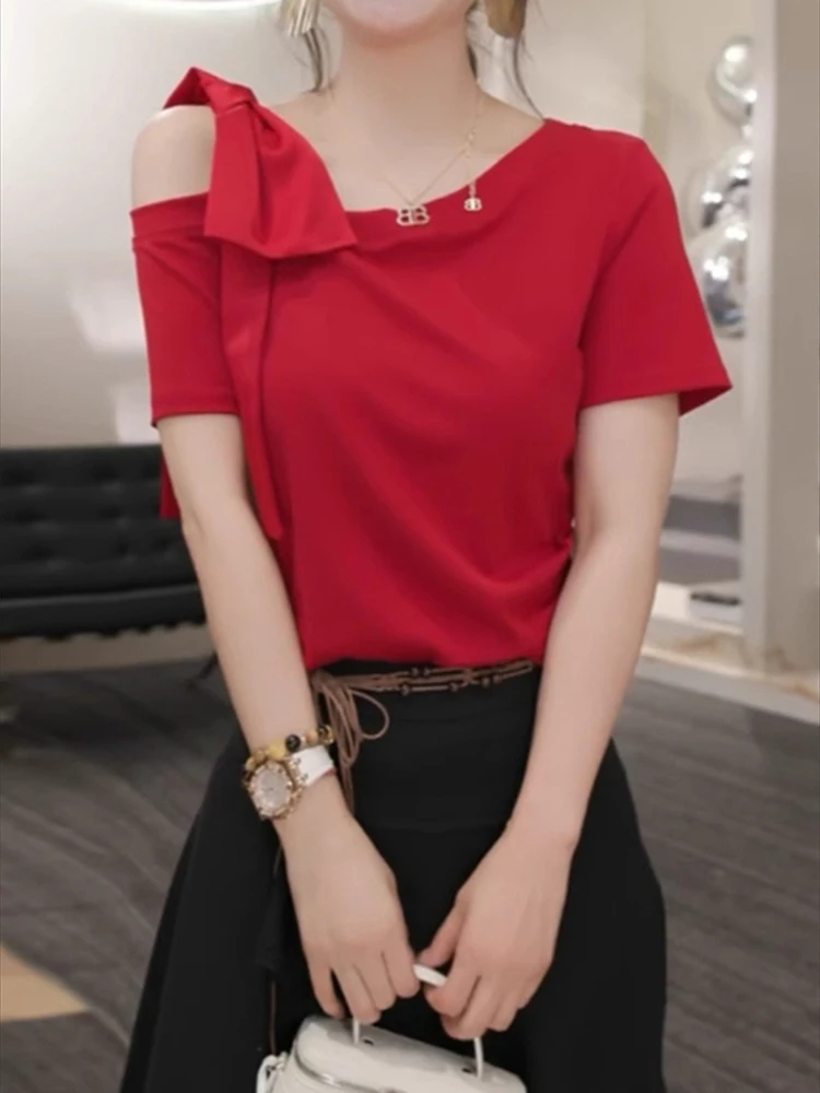 Large size premium red short sleeved T-shirt women in summer 2025 new slimming one line off shoulder top popular T-shirt