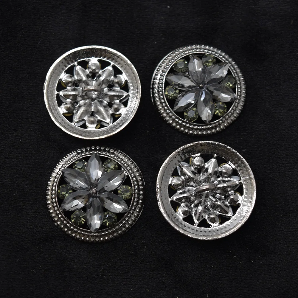 10Pcs/Lot 24*24mm Retro Fashion Luxury Diamond Metal Buttons Black Gold Silver for Shirts Clothing Jackets Rhinestone Buttons