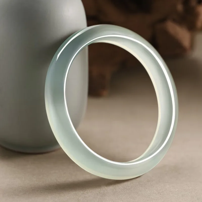 New Ice-permeable Agate Bracelet, Fashionable and Elegant Versatile Jade Bracelet