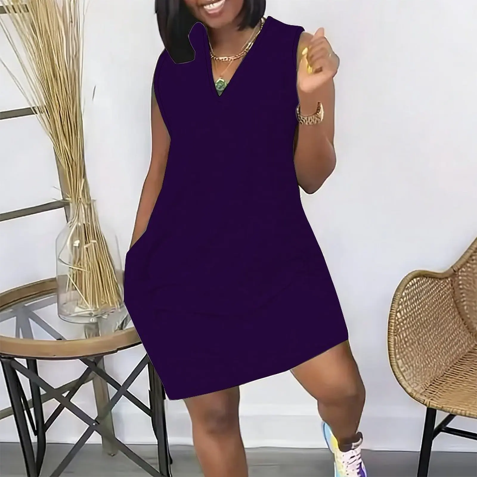 Plus Size Summer V-neck Printed Pocket Dress Women's Commuting Casual Knee Length Skirt Ladies Midi Dress