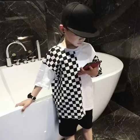 Boys Summer Children cotton T-shirt 2024 New Black White Chessboard grid Korean Short sleeve fashion Loose Hip Hop t-shirt