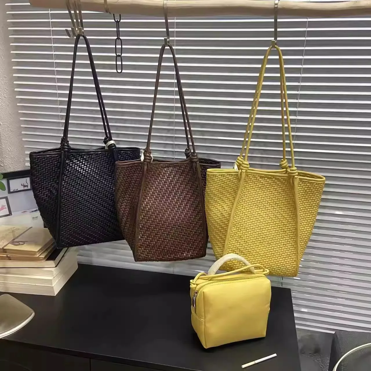 

Genuine Cow Leather Women Bags Handbags Bucket Bag Fashion Tote Bag Leather Luxury Desginer Crossbody Bag Large Lady Hand Bags