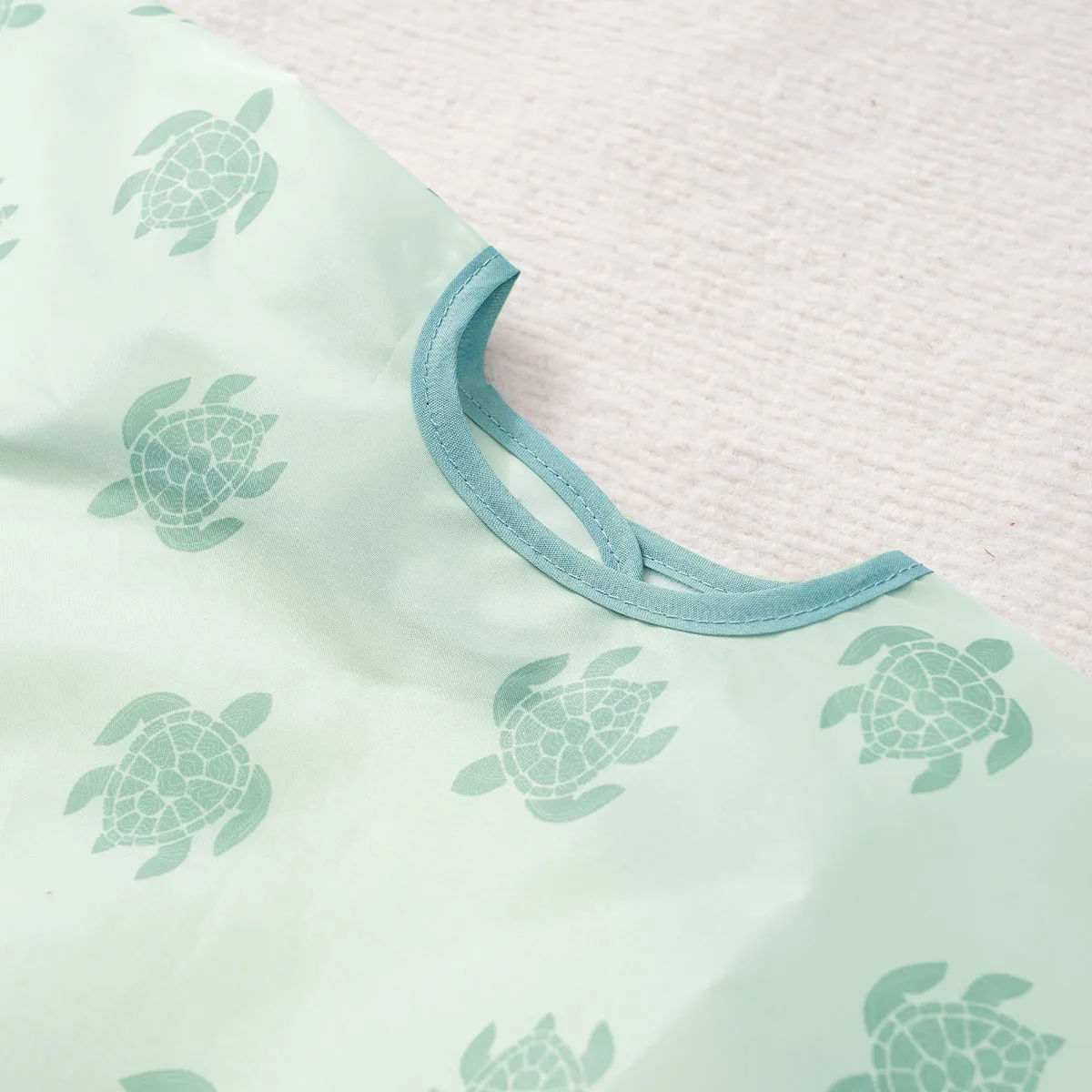 Elinfant 1PC Long Sleeved Baby Bibs Waterproof Feeding Eating Bibs Easy To Clean Baby Burp Cloth Coverall Bibs image 3