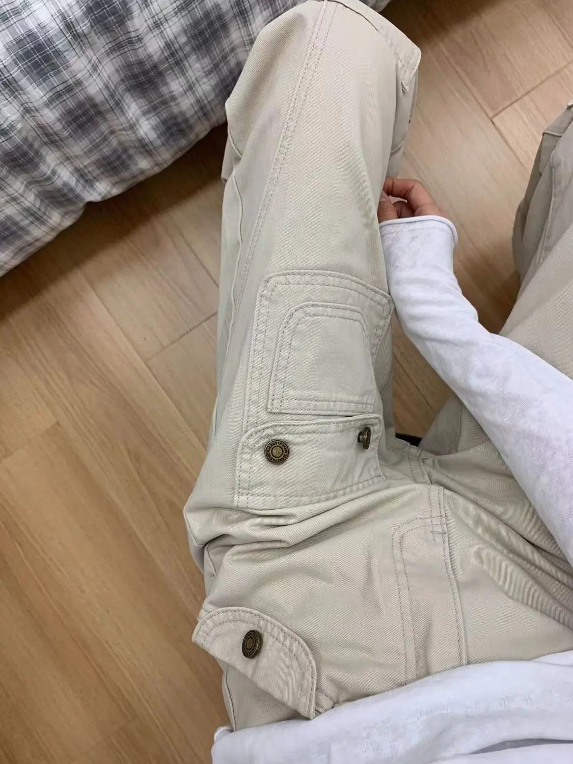 تصميم أدوات الجيب جينز نسائي صيفي جديد عالي الخصر فضفاض غير لاصق وسراويل أرضية رفيعة