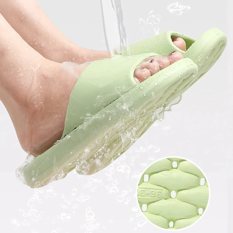 The New House Shoes for Men Family Man Wear-resistant EVA Slippers Men's Summer Slippers Mute Anti-slip Hollow Bathroom Mop 2024