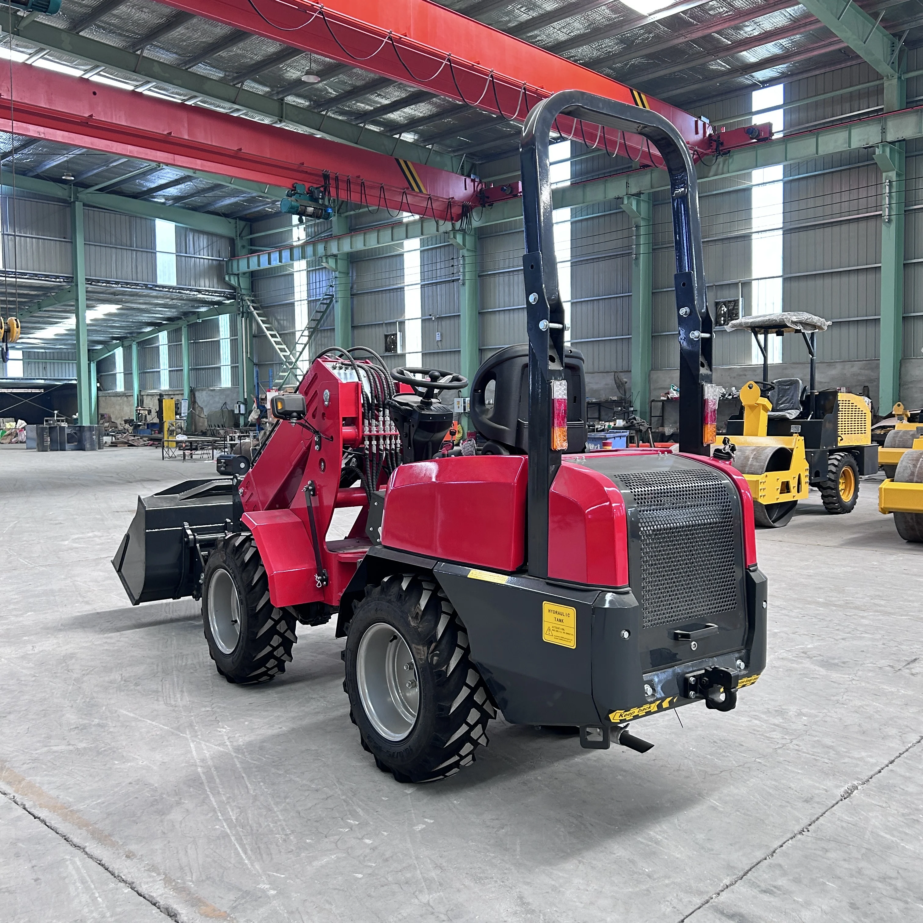 

The wheeled diesel telescopic arm loader has strong cargo loading and transportation capabilities.