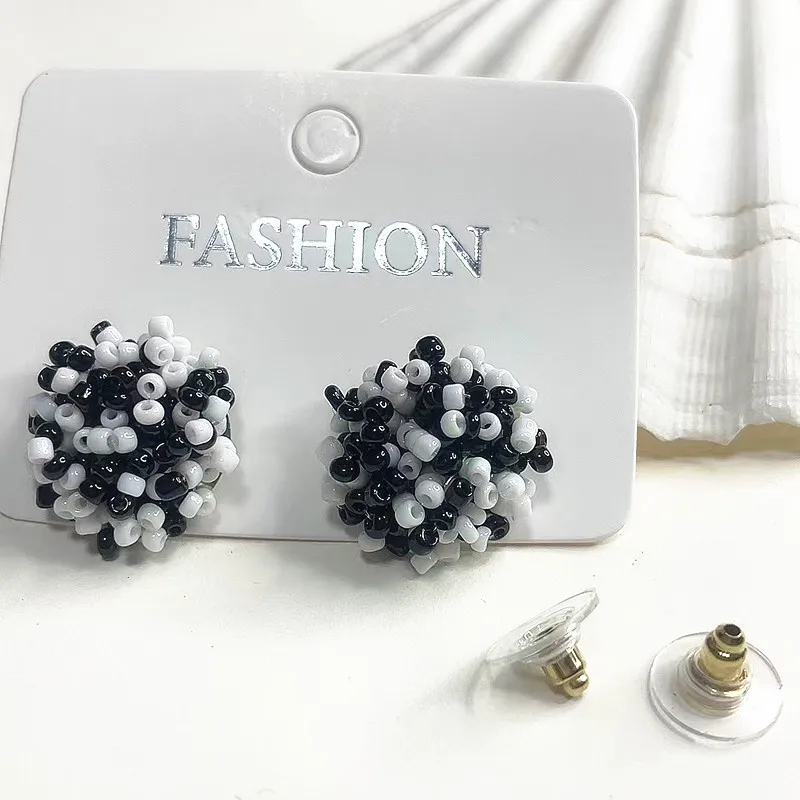 

NEW GAME DAY COLOR - Black & White Mix 15mm Small Seed Bead Earrings Set for Women Black & White Earrings Pack - 12pair/set