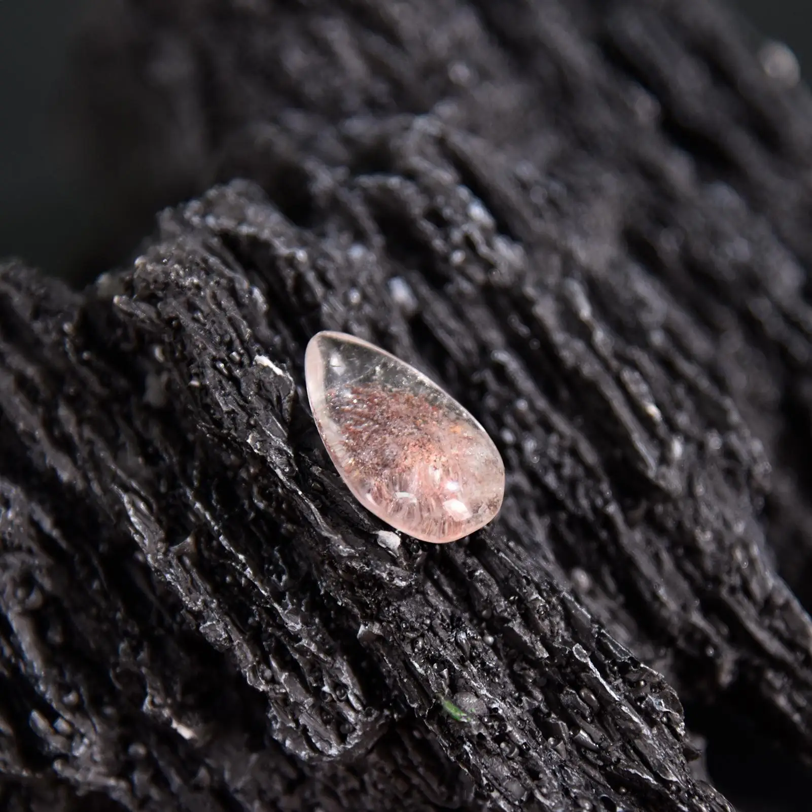 Natural Ghost Phantom Healing Stone Pendant Natural Crystal Healing Stone Polished Heal Stones Minerals Home Decor