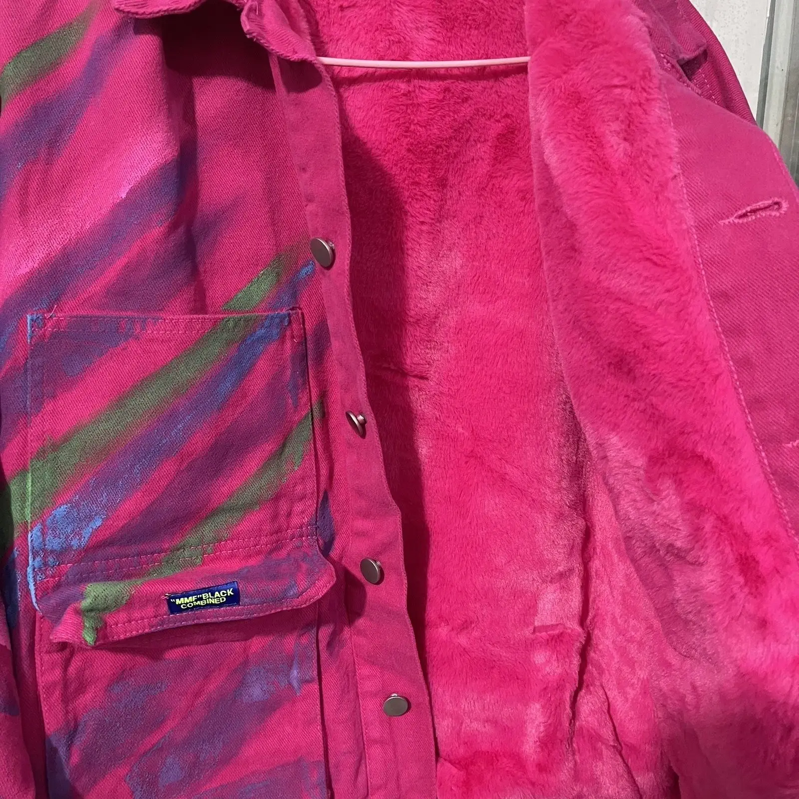 أسود أزرق الدنيم سترة المرأة الربيع والخريف 2025 جديد الكورية تصميم فضفاض الطباعة جينز غير رسمي معطف الإناث