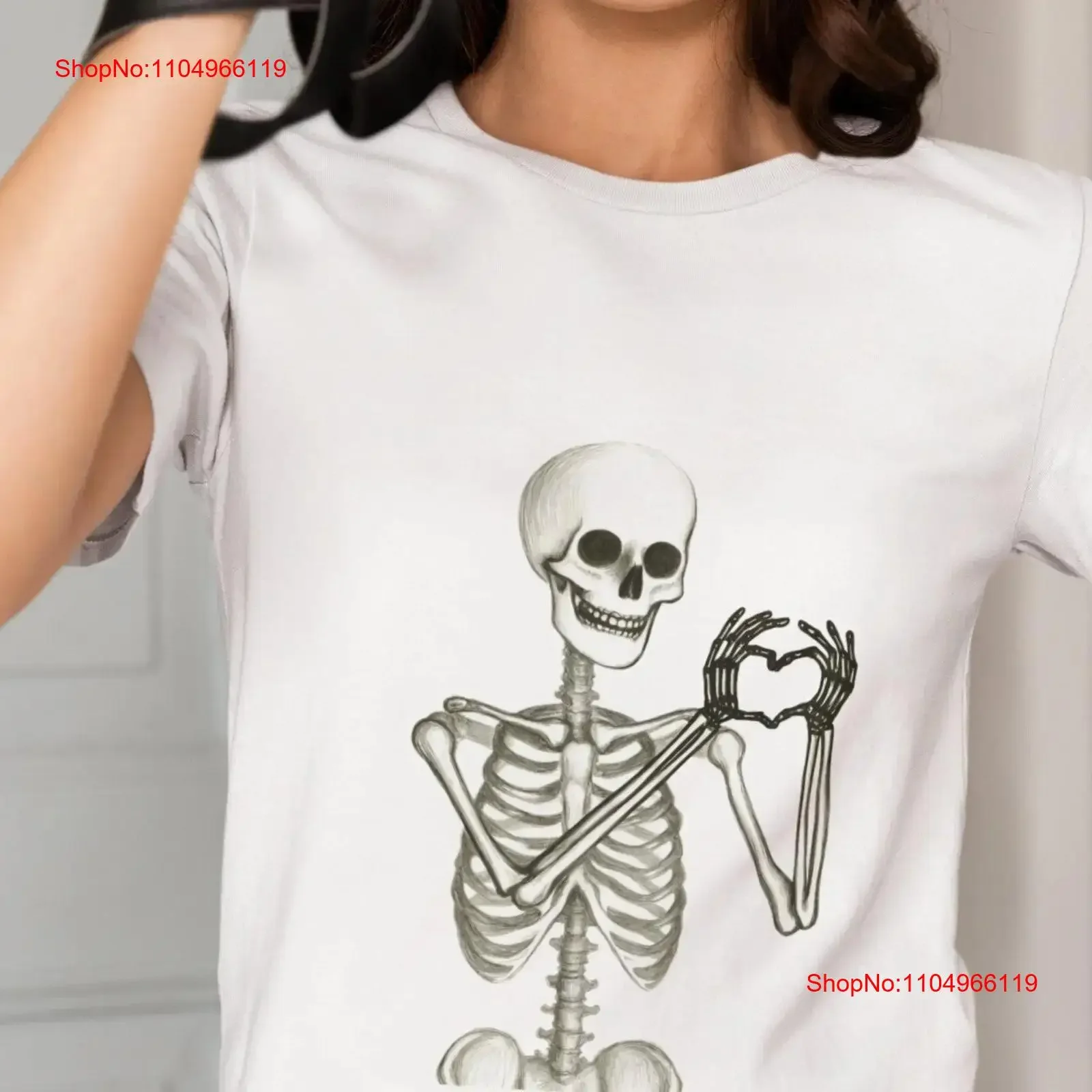 

Skeleton Hand Heart T Shirt Spooky Aesthetic Top Gothic Love Symbol Unique Macabre Fashion vintage Washed graphic Breathable