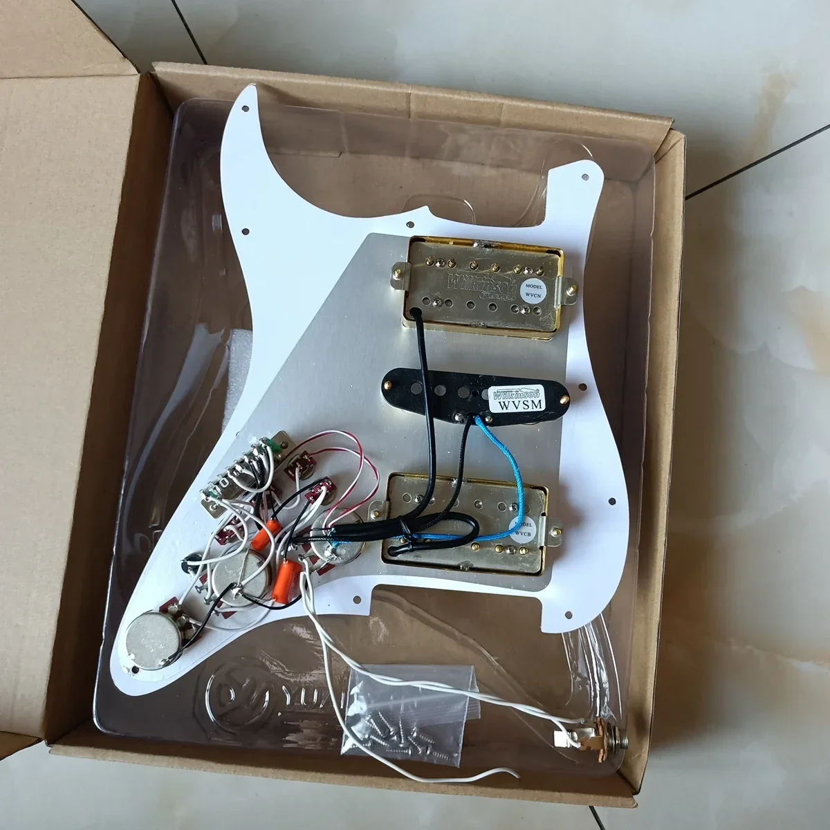 Upgrade HSH Prewired Loaded ST Pickguard WVC Alnico V Humbucker Pickups 4 Single Cut Switch 20 Tones