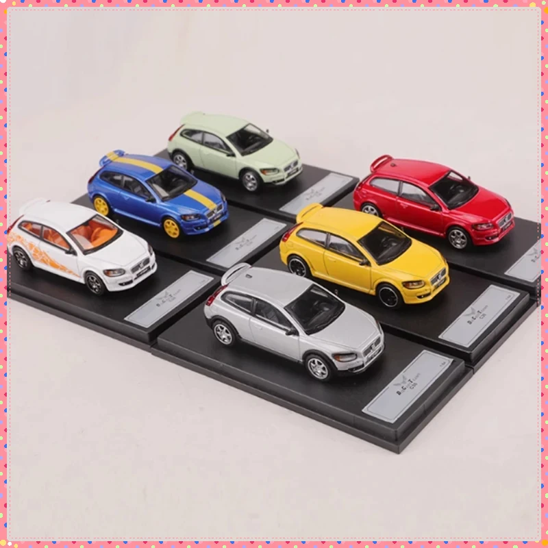 DCT Diecast 1:64 مقياس C30 سبيكة محاكاة نموذج سيارة جمع عرض لعبة مزخرفة هدية
