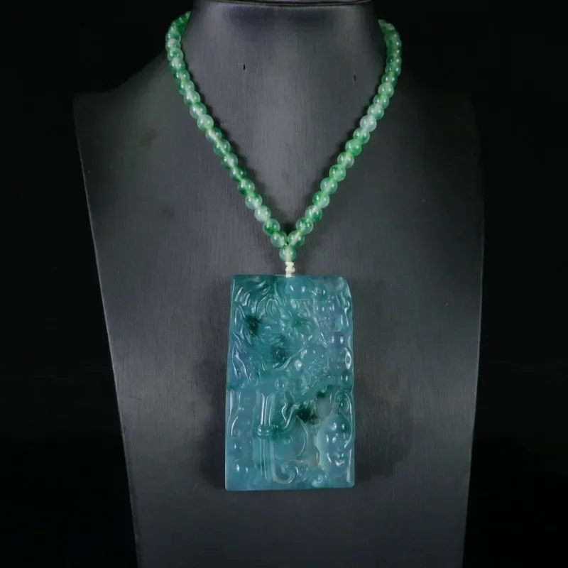 

Fashion High Ice Classic Dragon Brand Quartzite Jade Pendant