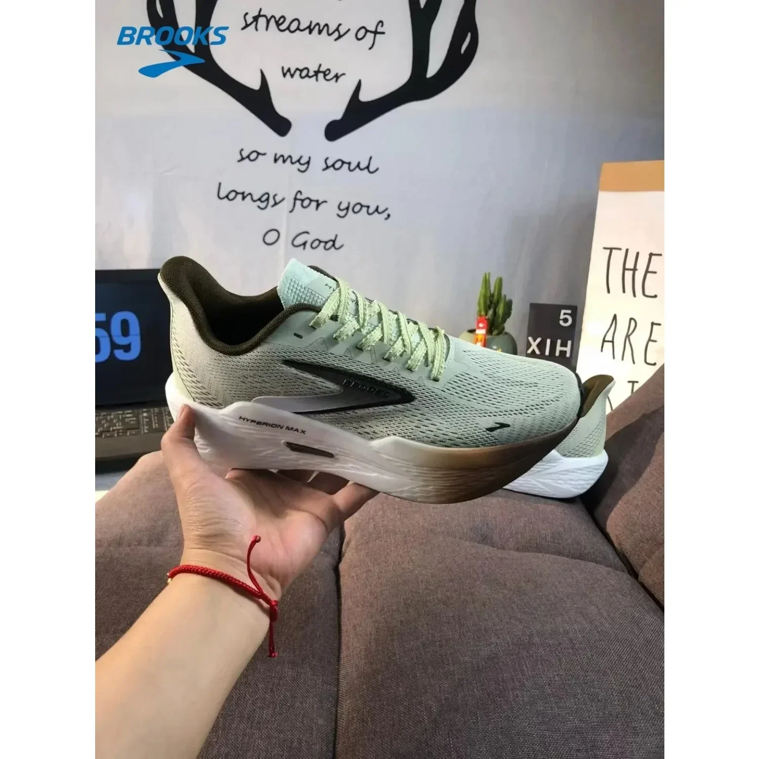 Scarpe da corsa Brooks Hyperion Max 2 - Intersuola leggera e ammortizzata per correre su strada e maratona