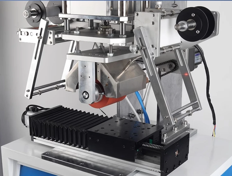 Pneumatic Flat Rolling Heat Transfer Plastic Cylindrical Cosmetic Box Curved Hot Stamping Machine