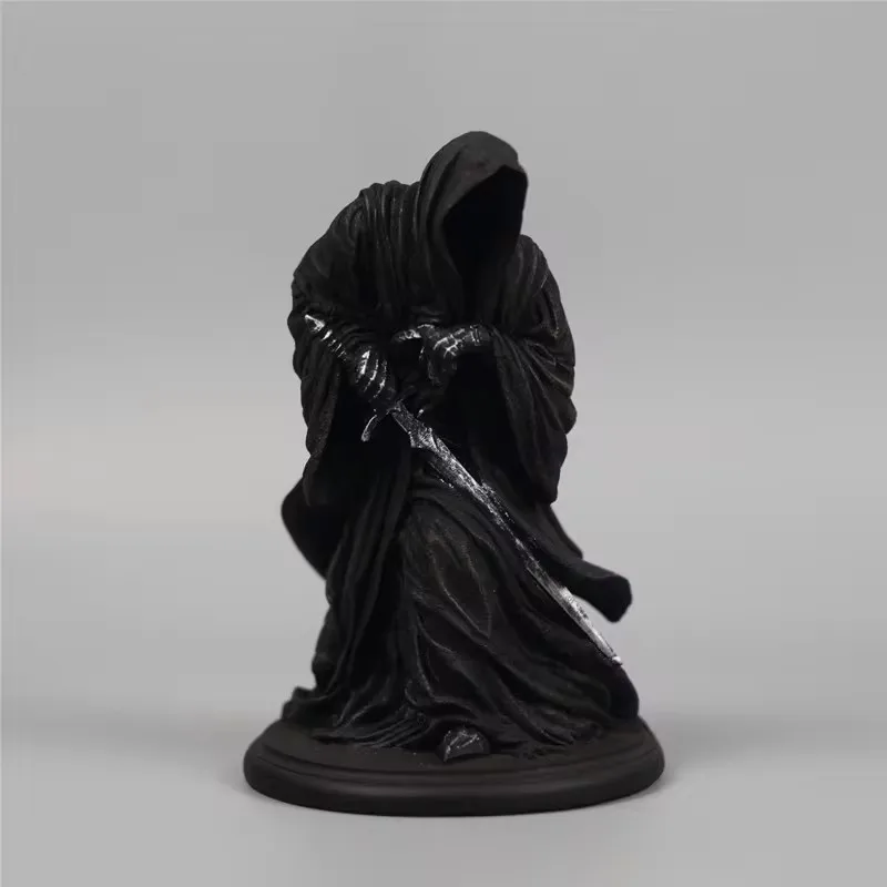 15CM Dark Knight Witch King Black Knight Ring Spirit Model Character Resin Statue Decoration Gift