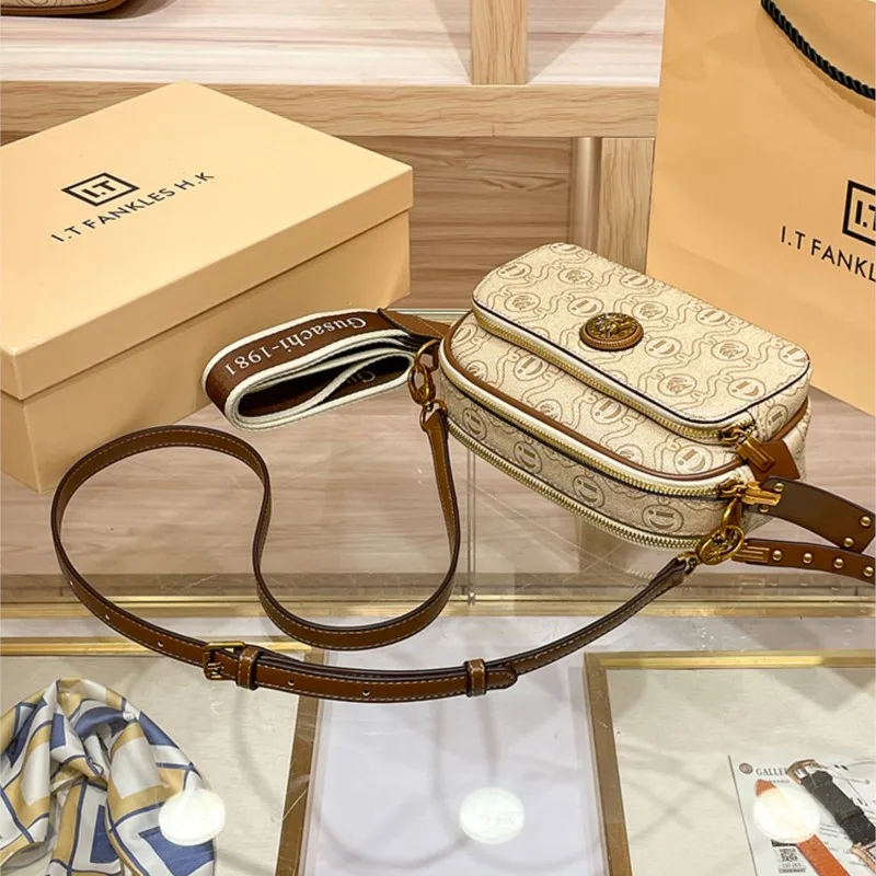 Brand Women's Bag 2027 New Spring/Summer Luxury Camera Bag Wide Shoulder Strap Cross Shoulder Single Shoulder Cross Shoulder Bag