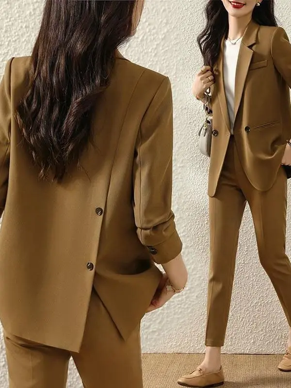 

Комплект женского делового костюма больших размеров: свободные повседневные брюки с широкими штанинами, комплект из двух предметов, весна 2025, полиэстер