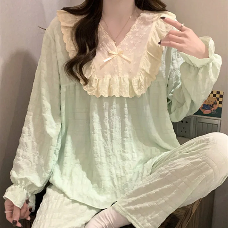 ชุดนอนผู้หญิง ชุดลำลอง ผ้าคลาวด์คอตตอน ชุดนอนฤดูใบไม้ผลิ เสื้อเชิ้ตลูกไม้สไตล์เจ้าหญิง+กางเกง 2 ชิ้น