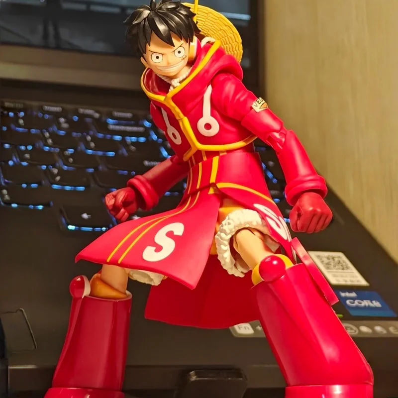 Bandai SHF ONE PIECE Rufy Future Egg Head Island Genuino bambola mobile congiunta Disponibile Collezione di figure Regali Modalità action figure