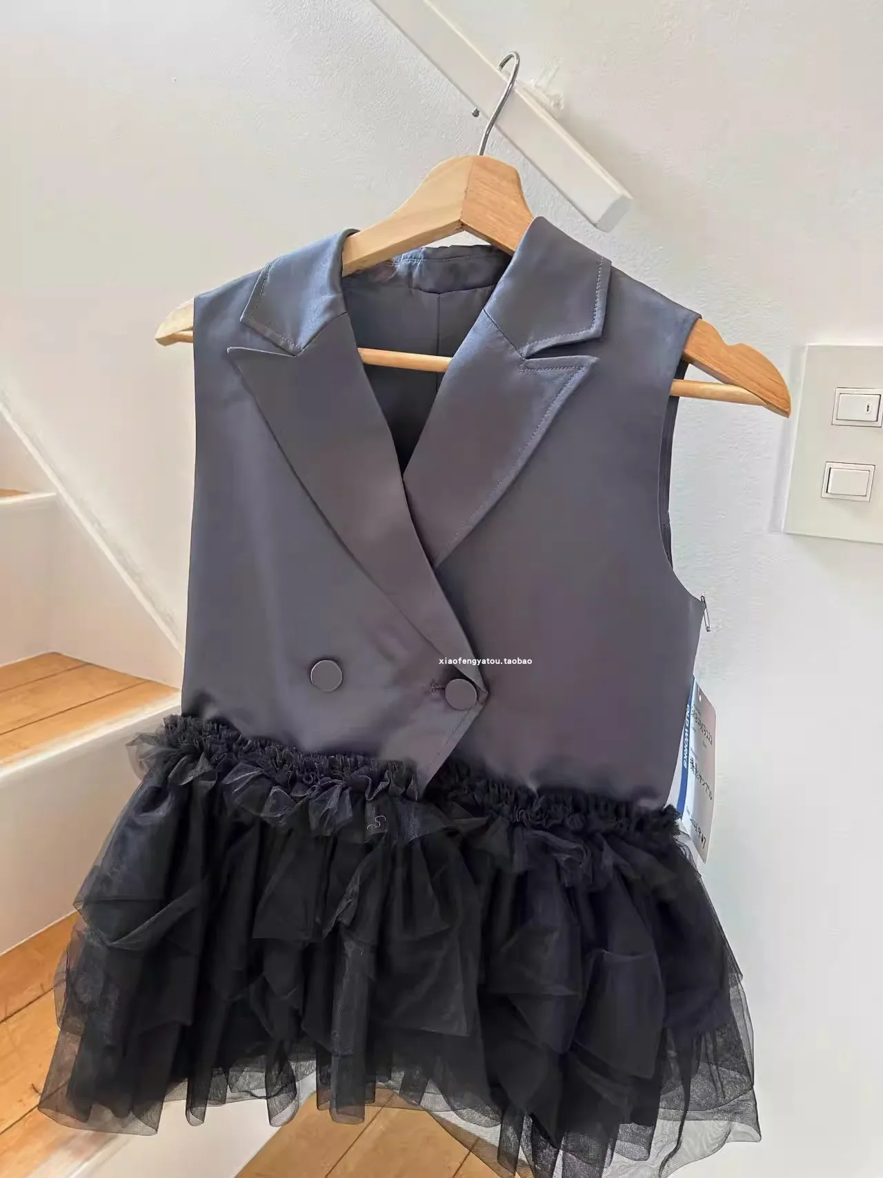 2024 Spring New Suit Collar Hem Tulle Stitching Sleeveless Princess Style Vest Top Lady Girls Elegant Slim Waistcoat Jacket