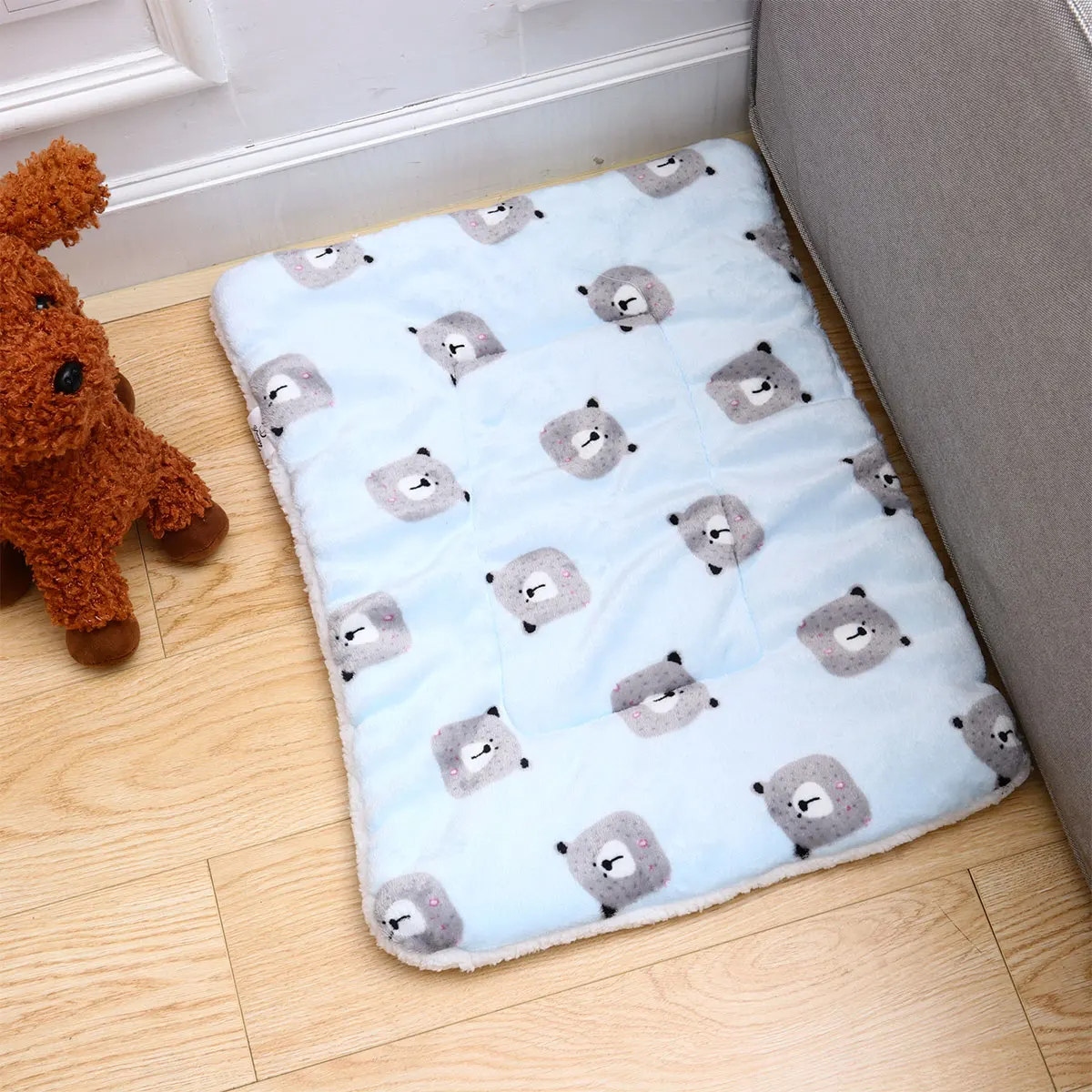

Dog Mat Cushion Soft Fleece Blanket Small Blankets for Pets Puppy Crate Couch Warm Bed Winter