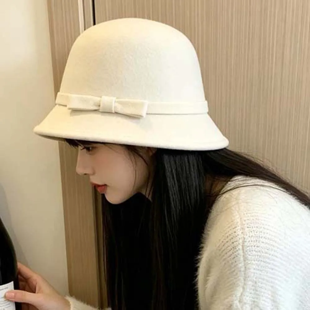 Korean Style Winter Woolen Hat Soft Felt Warm Fleece Retro Cloche Cap Chic Design Solid Color Elegant Bucket Hat Photoshoot
