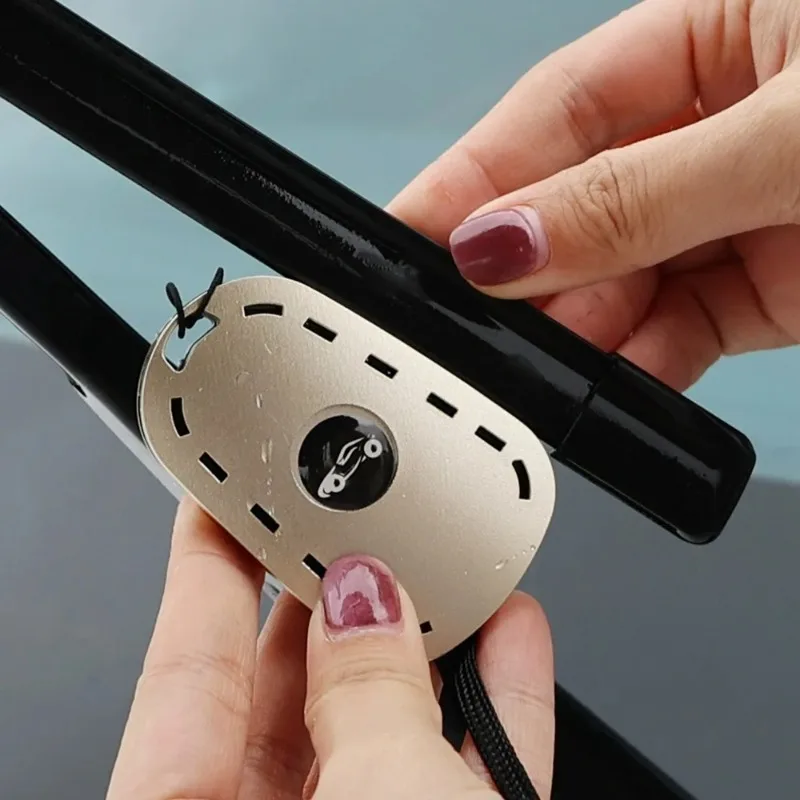 

Portable Car Wiper Repairer Universal Car Truck Boneless Wiper Blade Rubber Strip Repair Grinding Correction Tools with Lanyard