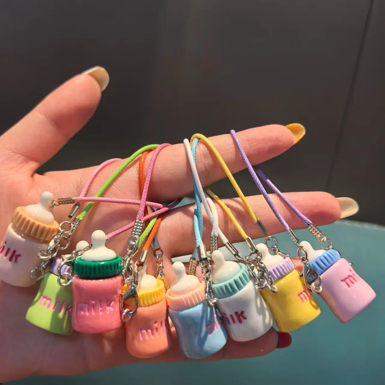 Baby House Mini Wasserflasche, Wasserbecher, Isolierbecher Modell OB1 Labubu Puppenzubehör Miniatur DIY Puppendekoration