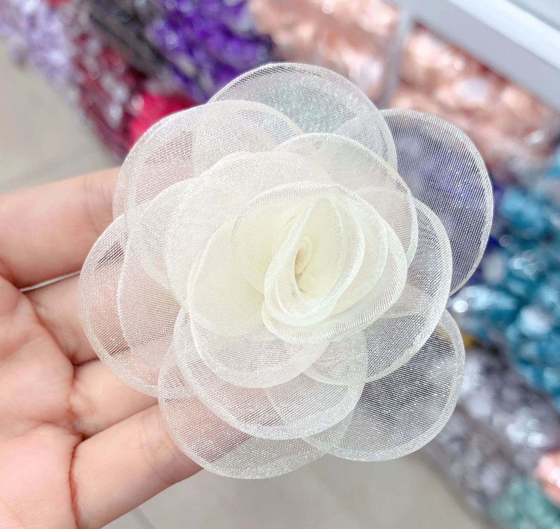 100pcs/Lot 2.7 Inch Silk Lace Organza Rosette Flower Craft Material Decoration For Dress Wedding Marriage Hats Shoes Christmas