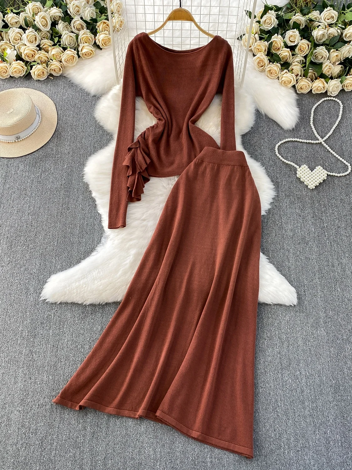 

Корейская футболка с открытыми плечами, женская футболка с застежкой талии, асимметричный топ с кружевной отделкой и комплект юбки с высокой талией