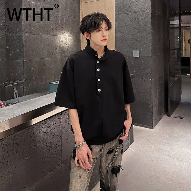 

WTHT Fashion Men's Solid Color Button American Style T-shirt Trendy Stand Colar Short Sleeves Casual Top Male 2025 Summer 2A0841