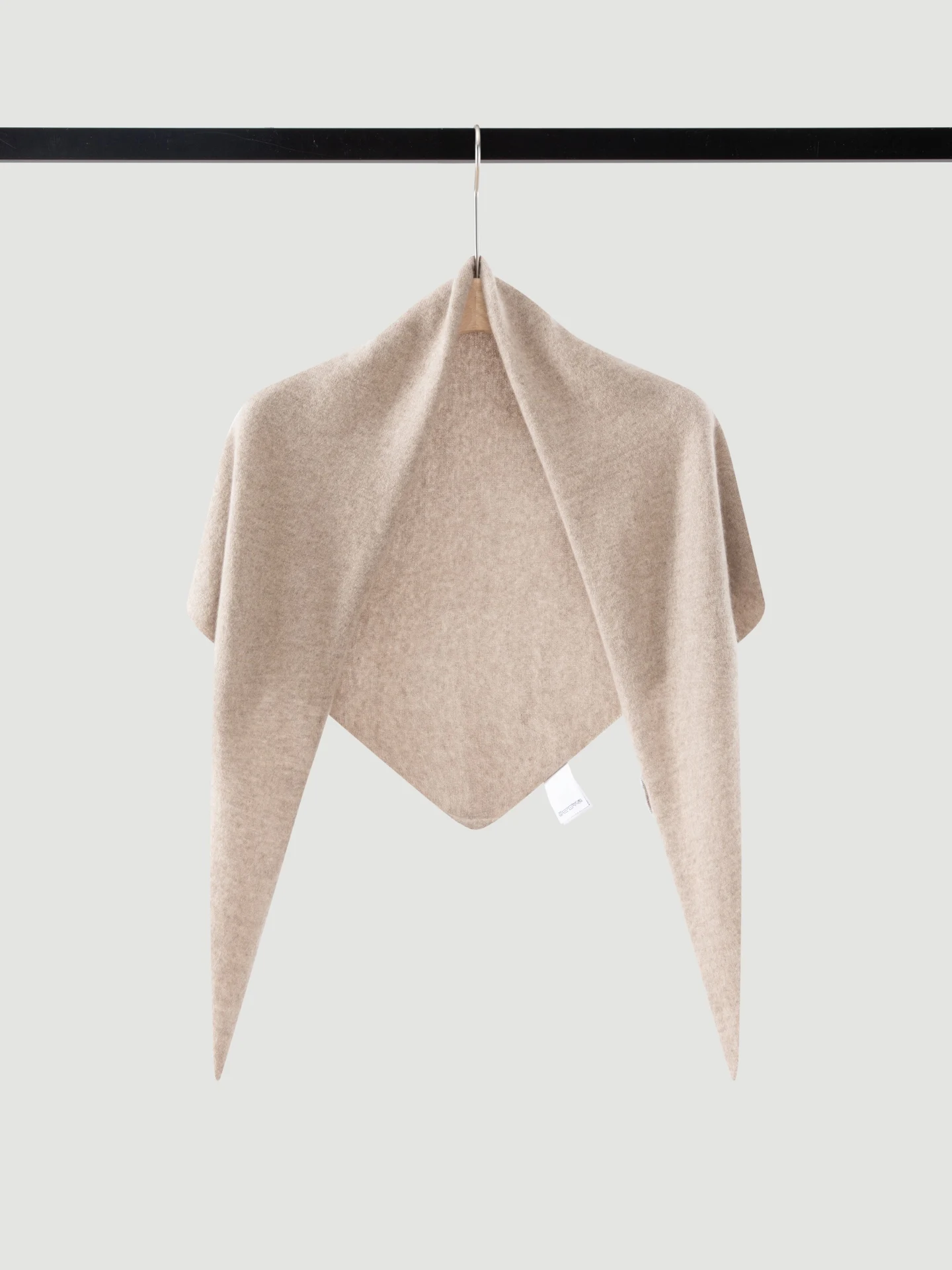 2026Women's Solid-Color Cashmere Knit Triangular Shawl for Autumn