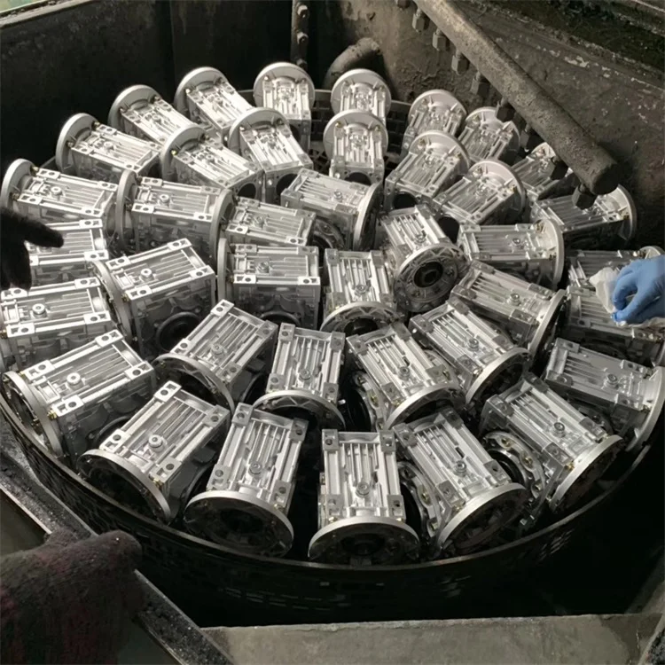 Compact Design Aluminium Light VF Series Worm Wheel Speed Reducer Gearbox Custom ODM Models VF49 P71 B14 B3 15 For Sales