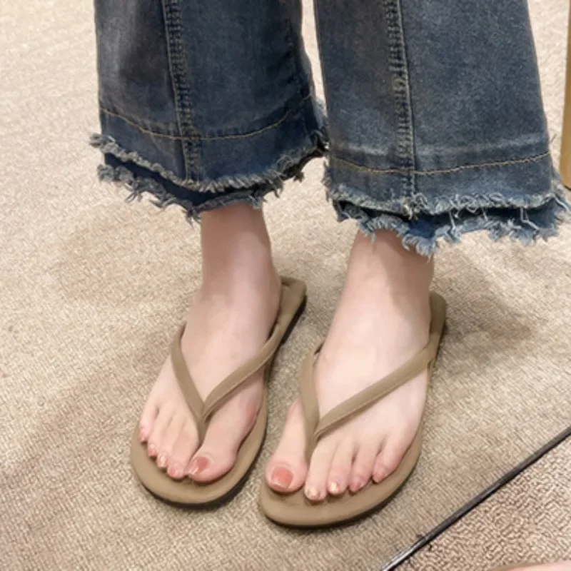 2024 Women's Summer New Fashion Round Head Open Toe Women's Slippers Casual Flat Non-slip Beach Women's Slippers Mujer Zapatos