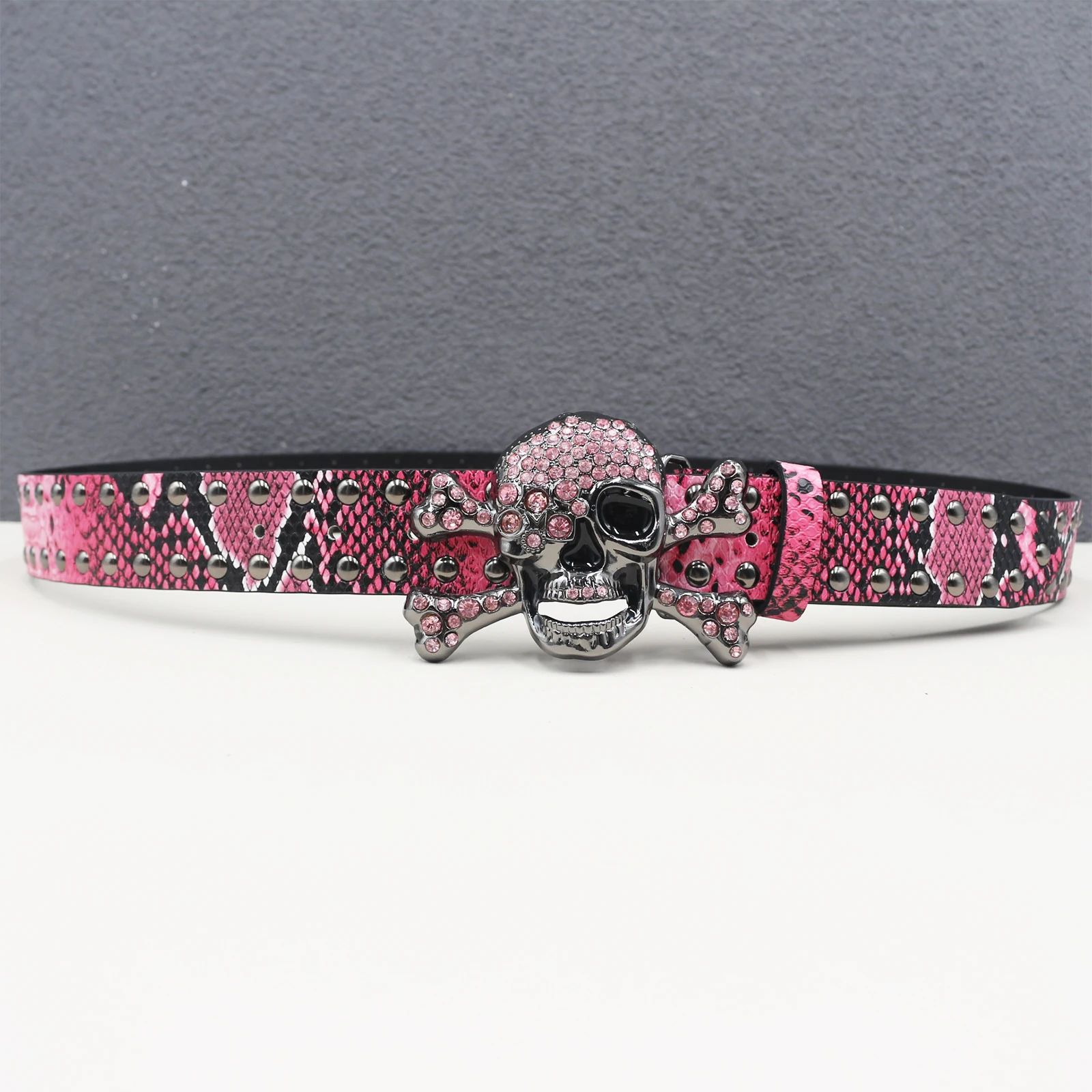 

Змеиный узор, череп, заклепка, джинсы Y2k, женские ремни, унисекс, регулируемый ряд, игольная пряжка, пояс, ретро, рок, панк, мужской ремень