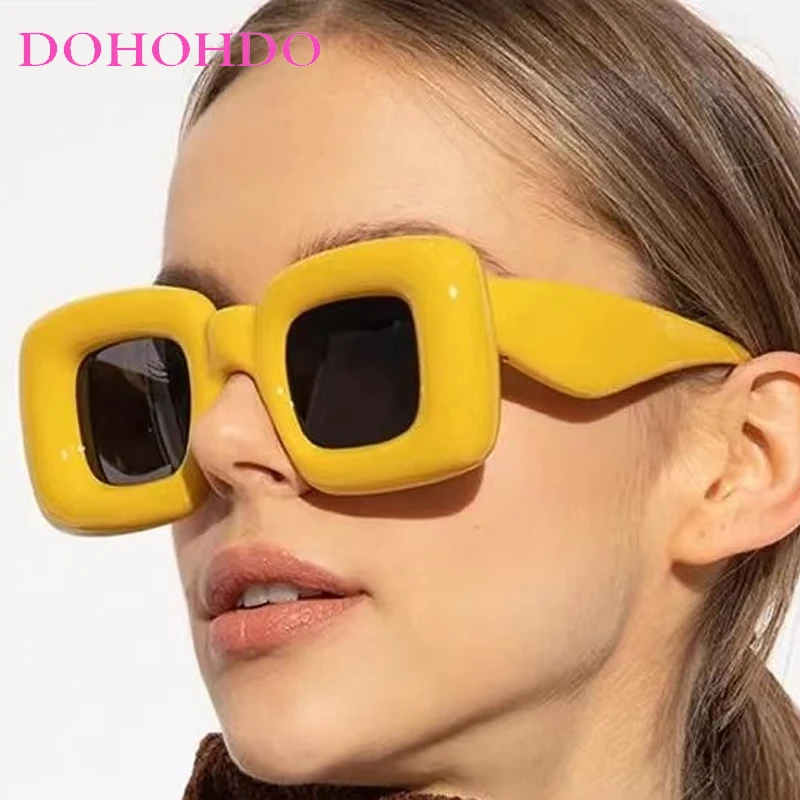 

Designer Punk Hip Hop Sunglasses For Women Retro Oversized Square Luxury Brand Sun Glasses Men Party Travel Shades Female UV400