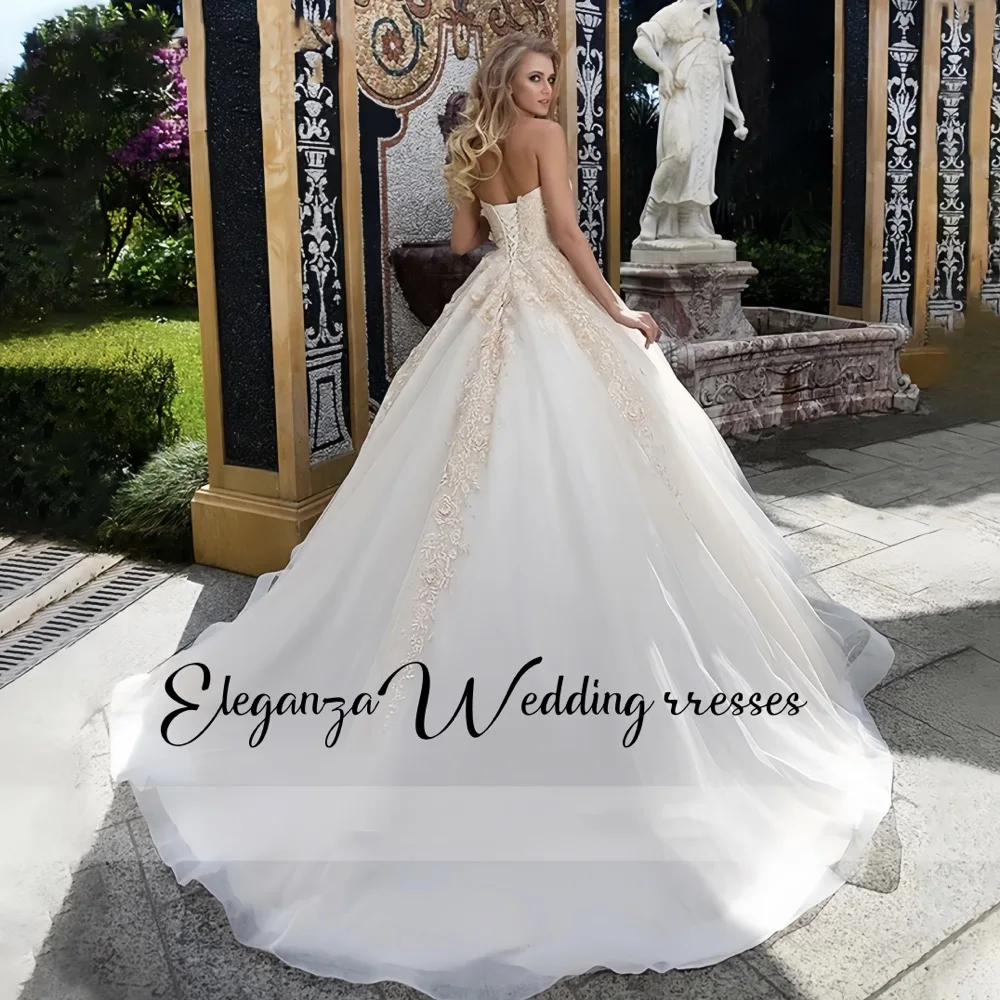 Customized Sweetheart Wedding Dress Strapless Lace Applique A-line Princess  Wedding Dress Off Shoulder Bridal Dress