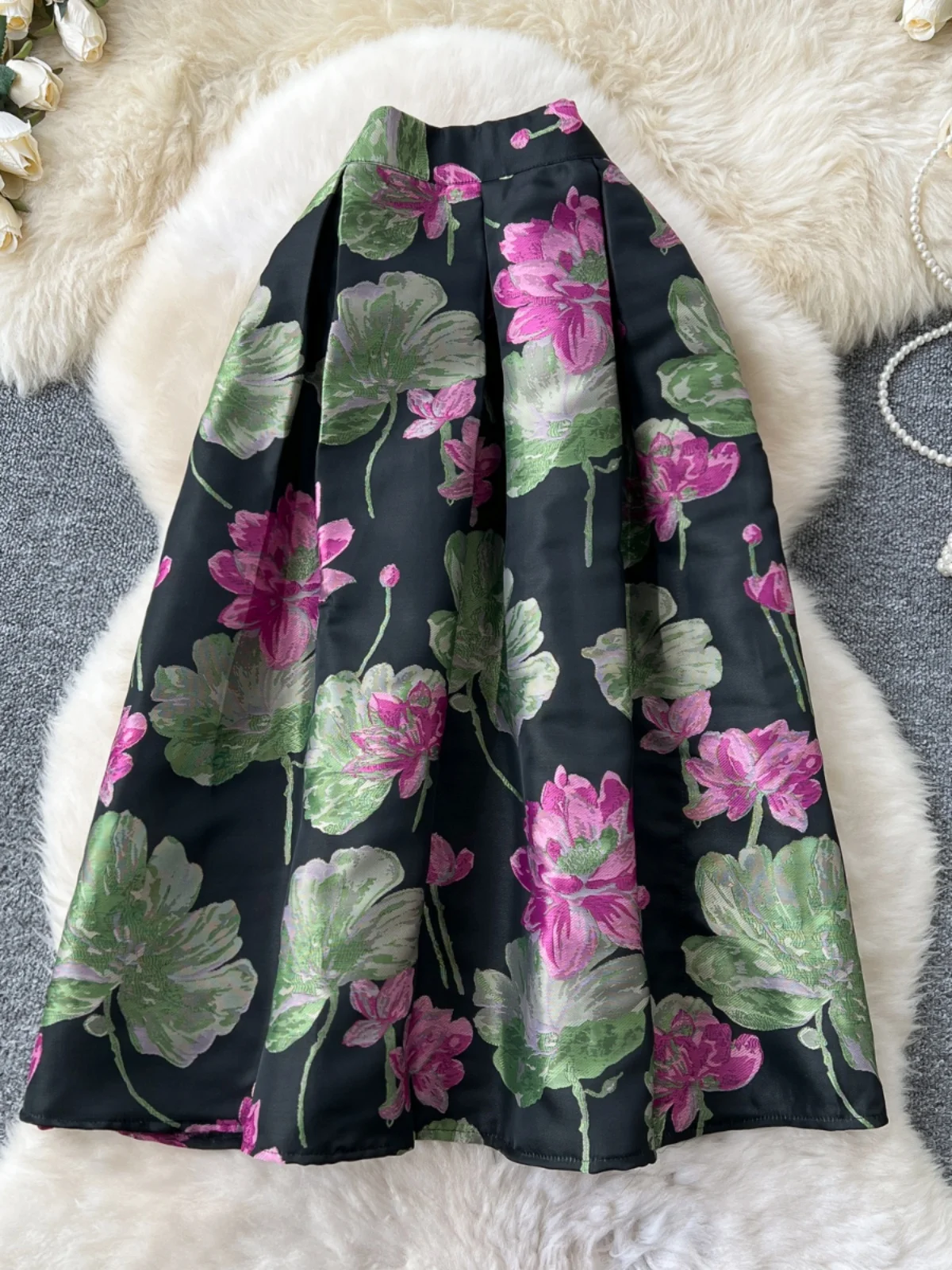 Retro Court Heavy Embroidery f Skirt Women's Winter High Waist Slim A-Line Pleated Midi Umbrella Skirt Korean Sle
