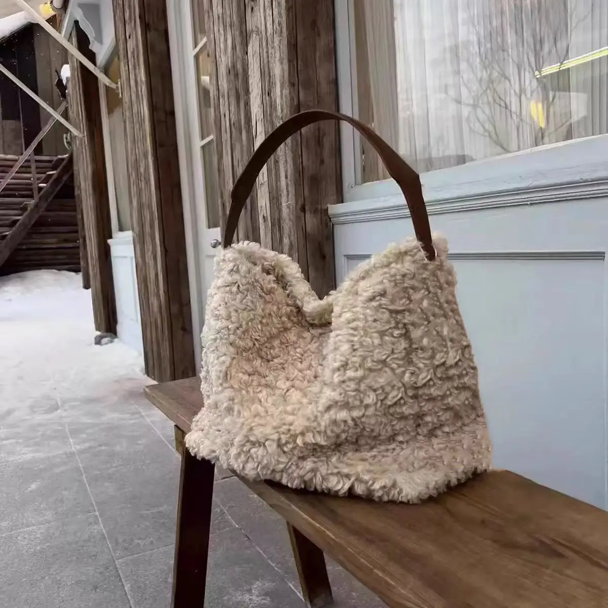 

Autumn Winter Lamb Wool Tote Warm Plush Shoulder Bag Faux Fur Bags for Women Handbag Fashion Designer Bags Shopper Clutch Purses